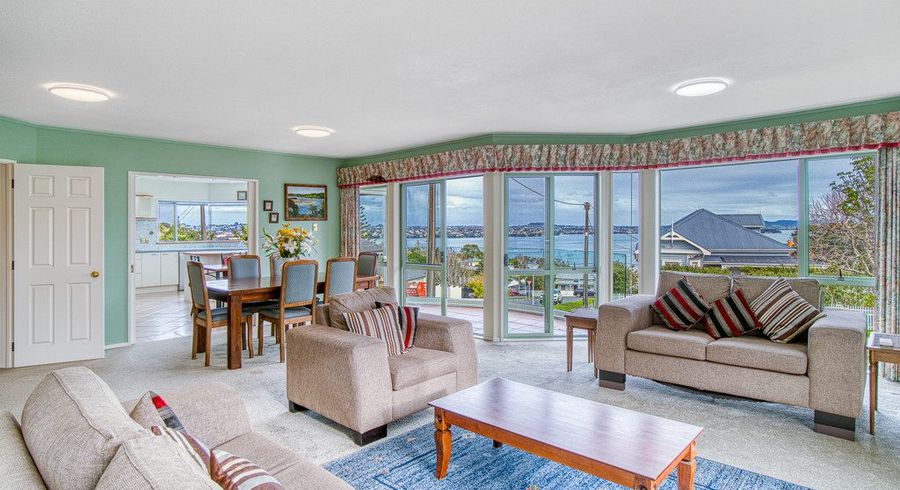  at 9 Mariposa Crescent, Birkenhead, North Shore City, Auckland