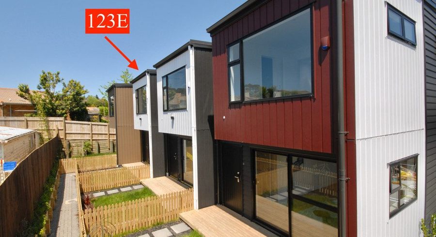  at 123E Sunnynook Road, Forrest Hill, North Shore City, Auckland