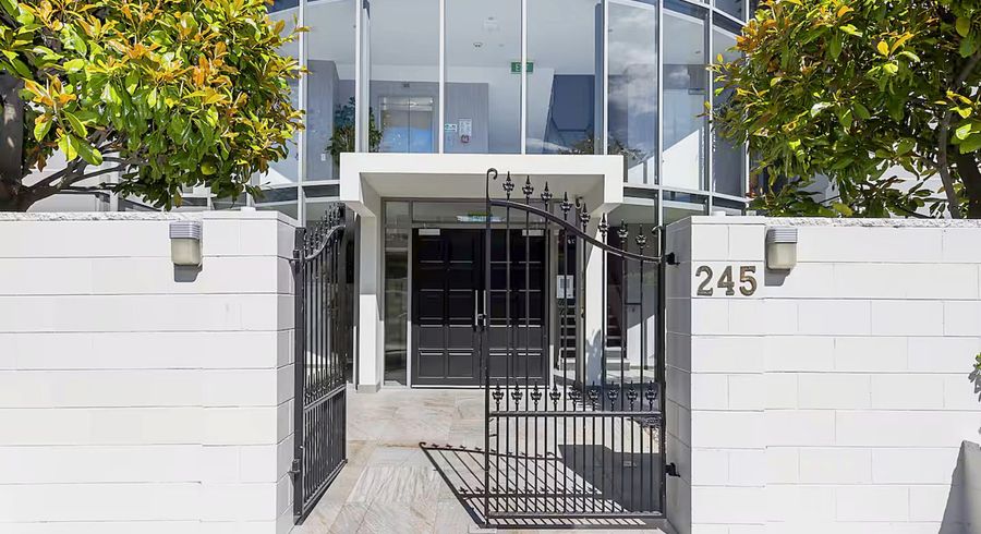  at 12/245 Montreal Street, City Centre, Christchurch City, Canterbury