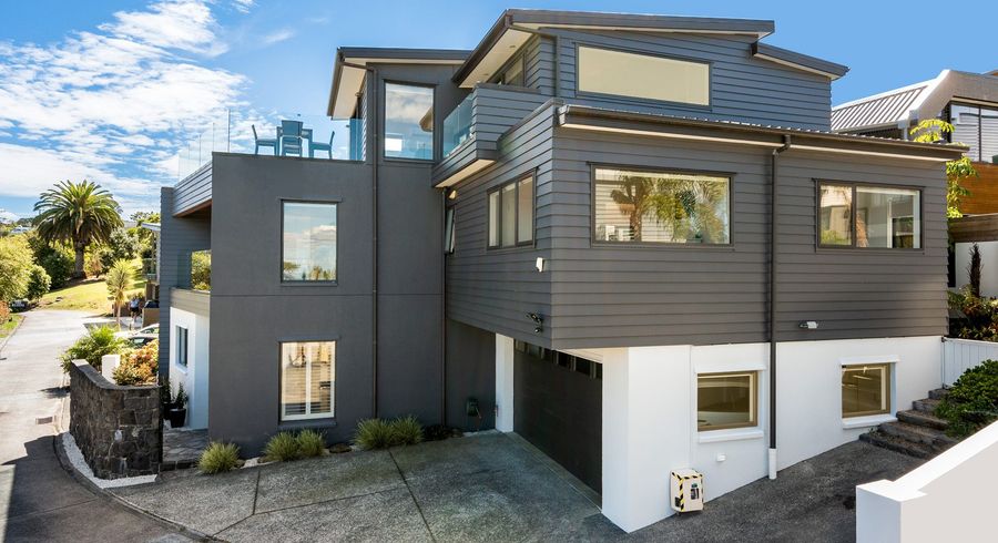  at 131 Beach Road, Castor Bay, Auckland