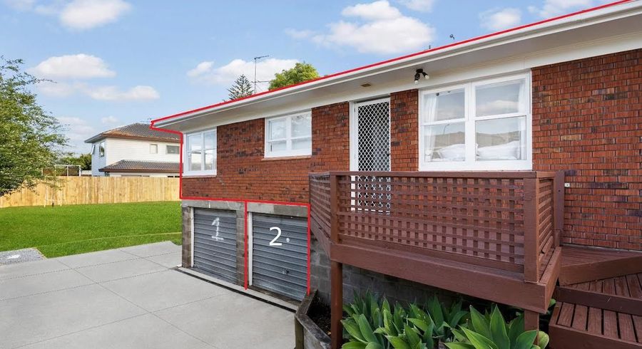  at 2/4 Roseburn Place, Pakuranga, Manukau City, Auckland