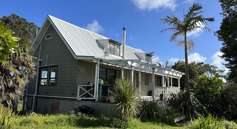  at 21 Lake Road, Kaimaumau