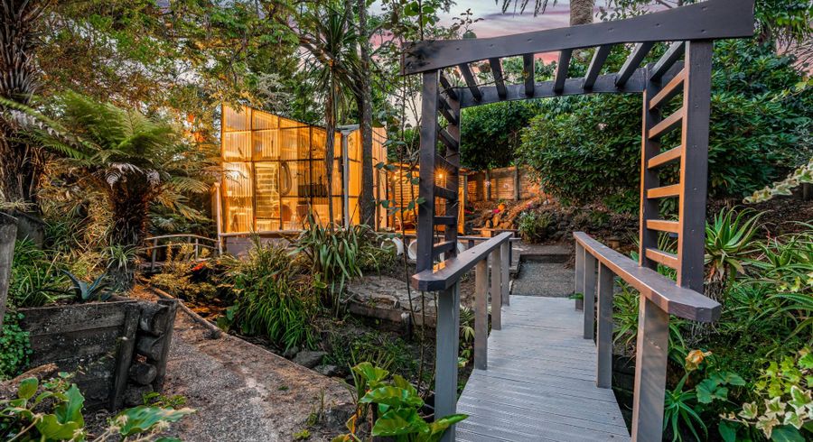  at 16 Ribblesdale Road, Henderson, Waitakere City, Auckland
