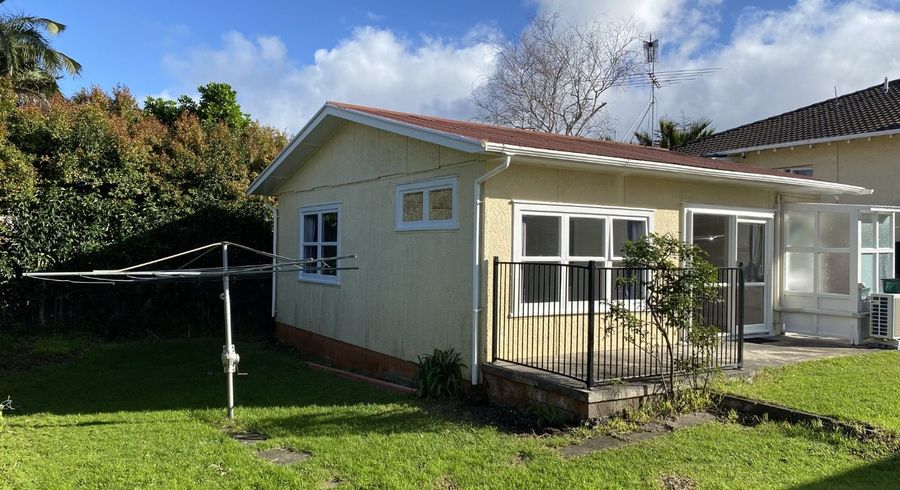 at 1B Korokino Road, Greenlane, Auckland City, Auckland