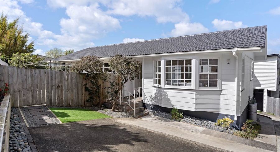  at 28 Cockayne Crescent, Sunnynook, North Shore City, Auckland