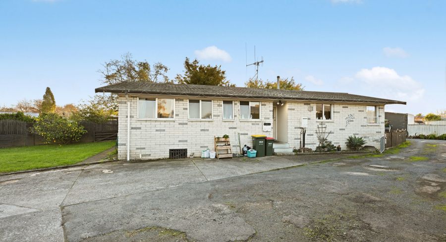  at 18 Oakfield Crescent, Pukete, Hamilton, Waikato