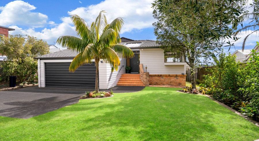  at 10 Toroa Street, Torbay, North Shore City, Auckland