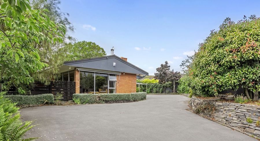  at 239 Fifield Terrace, Opawa, Christchurch