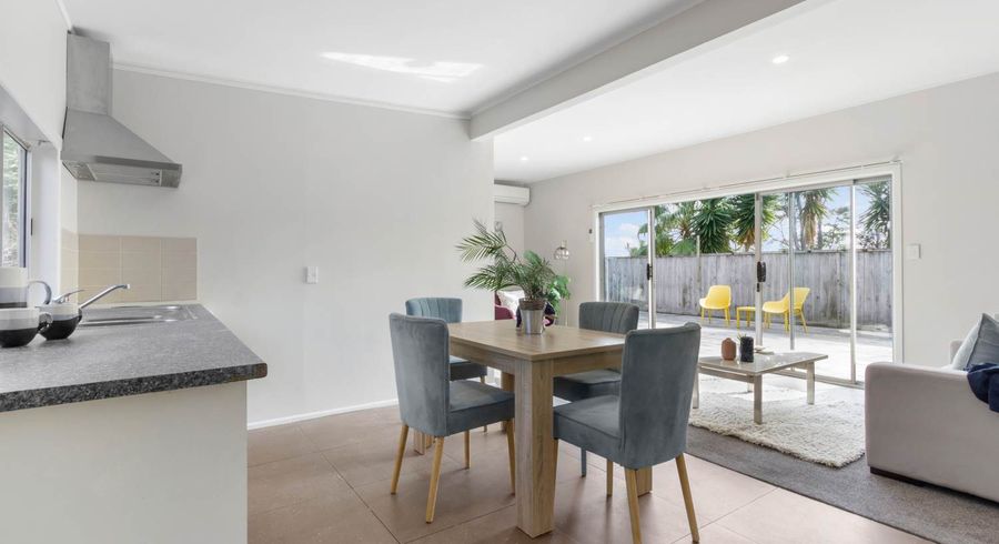  at A/135C Rosier Rd, Glen Eden, Waitakere City, Auckland