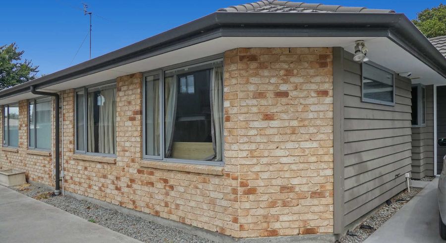  at 84 Poulson Street, Addington, Christchurch