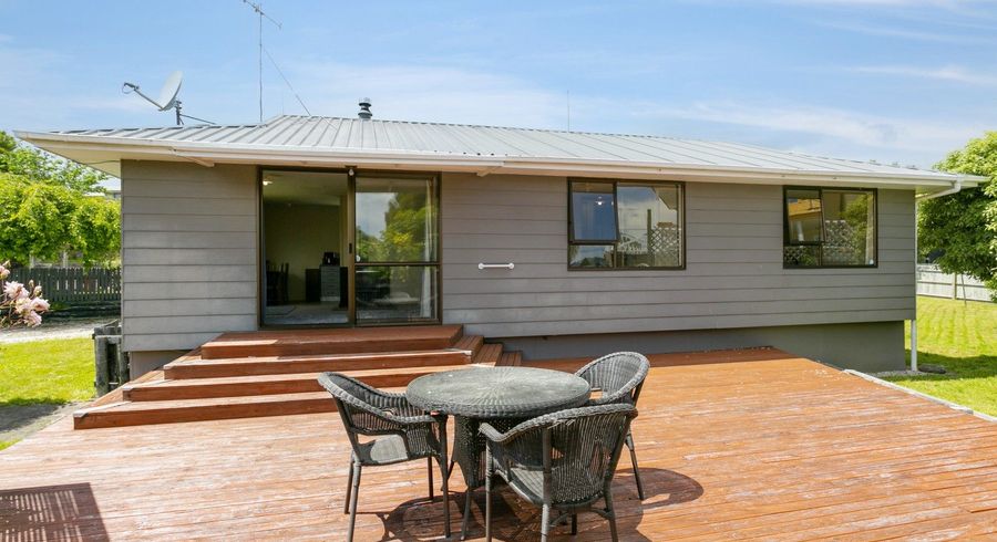  at 6 Holland Grove, Richmond Heights, Taupo