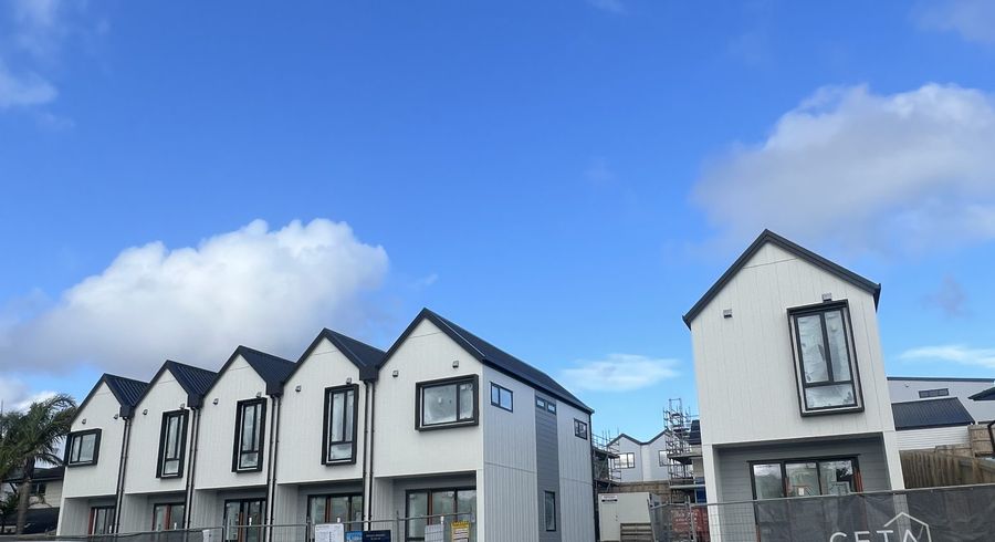  at 32 Flaxdale Street, Birkdale, North Shore City, Auckland