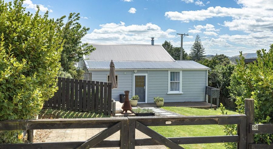  at 58 Rayner Road, Huntly, Huntly