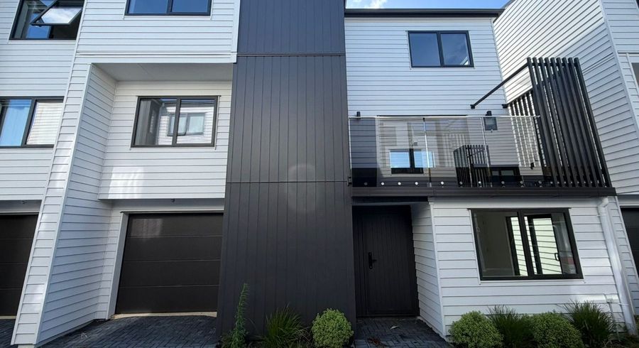  at 58E Friesian Drive, Mangere, Manukau City, Auckland