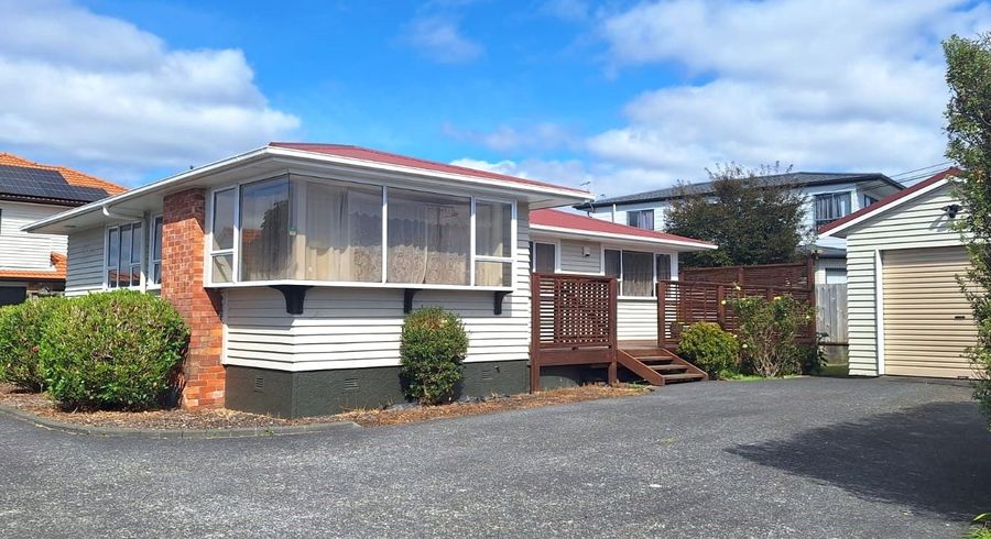  at 62 Waimumu Road, Massey, Waitakere City, Auckland