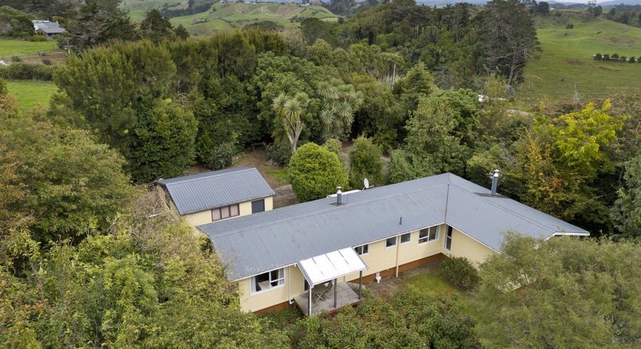  at 1135 Richmond Road, Everett Park, Inglewood