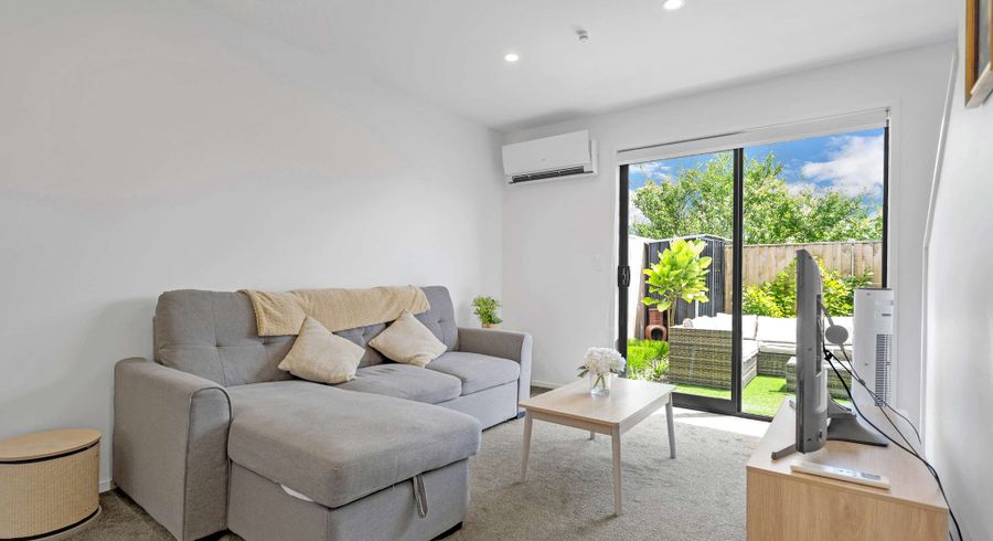  at 6/137 View Road, Sunnyvale, Auckland