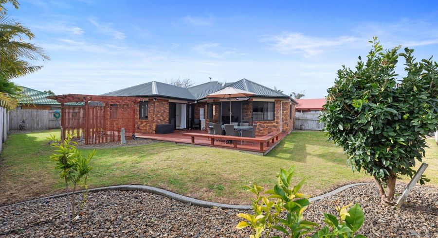  at 5 Lamia Grove, Papamoa Beach, Papamoa