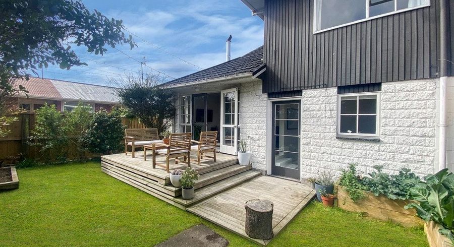  at 2/63 Wychbury Street, Spreydon, Christchurch City, Canterbury