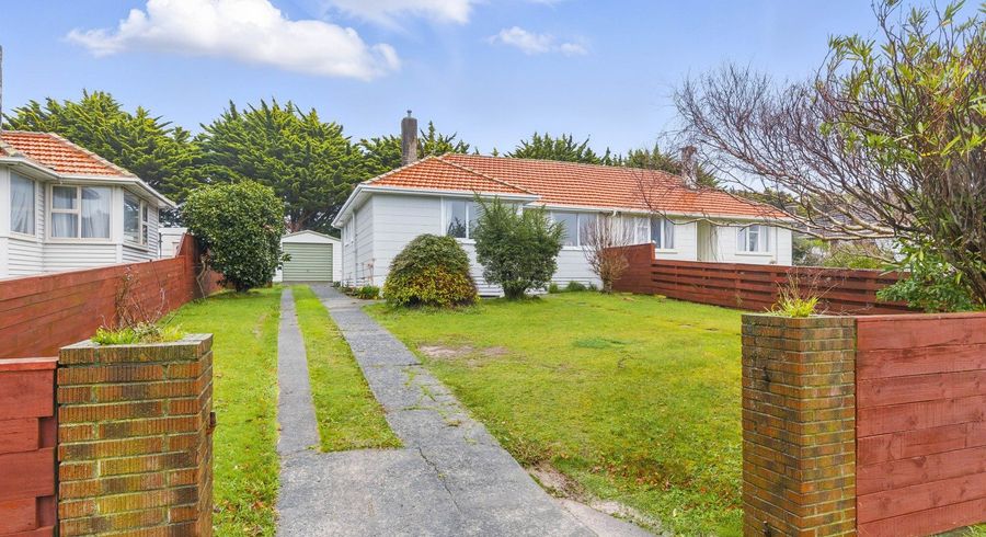  at 96 Main Road, Titahi Bay, Porirua, Wellington