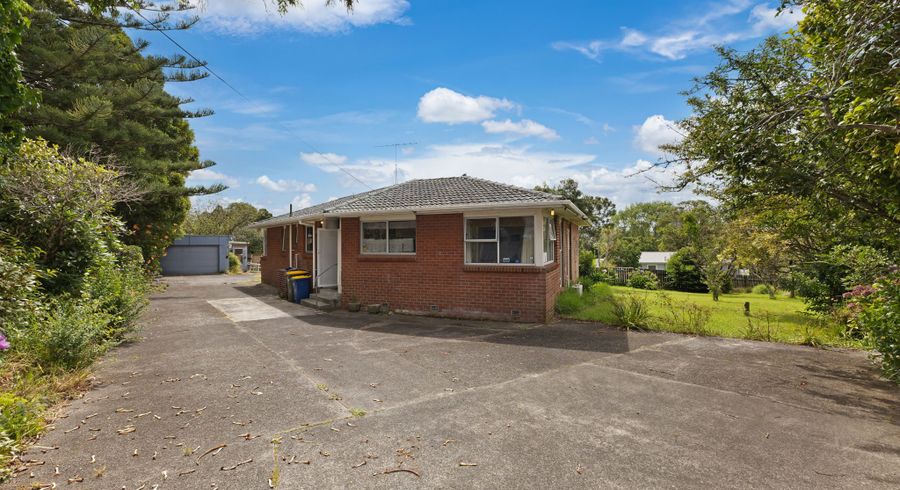  at 10 Avalon Place, Glenfield, North Shore City, Auckland