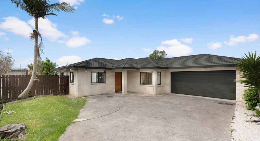  at 2/72 Tui Road, Papatoetoe, Auckland