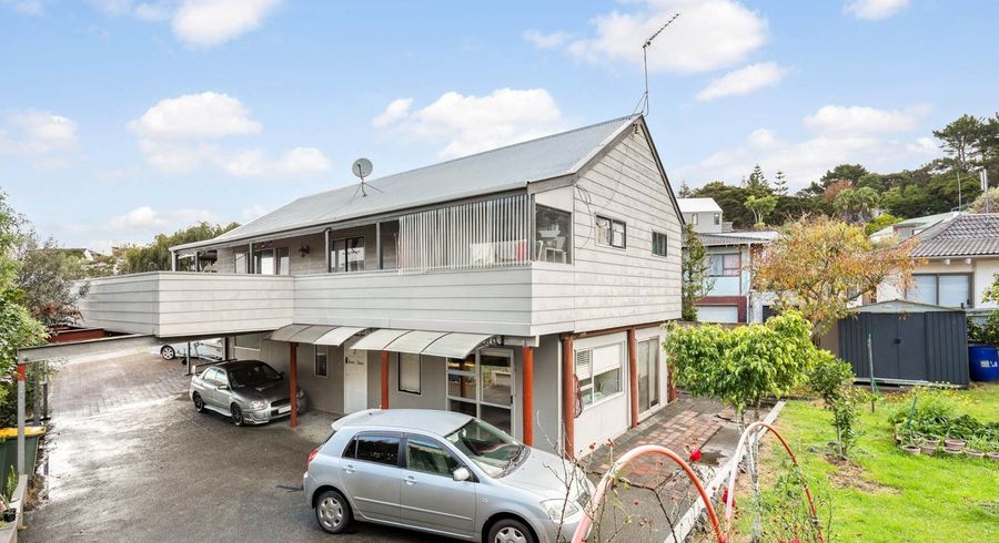  at 84 Langana Avenue, Browns Bay, North Shore City, Auckland