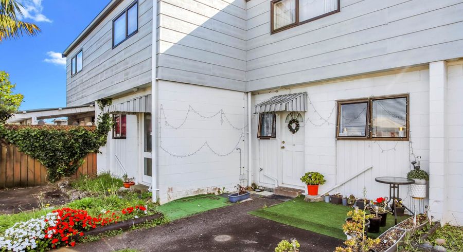  at 3/121 Mangere Road, Otahuhu, Auckland