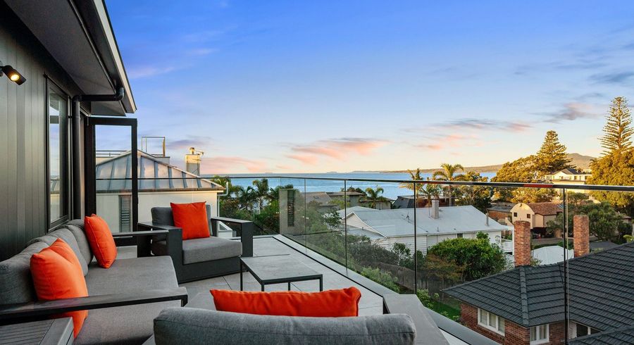  at 1/5 Rarere Road, Hauraki, Auckland