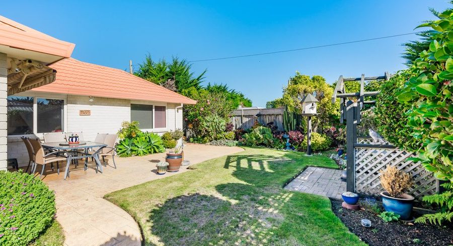  at 28 Beach Haven Place, Paraparaumu Beach, Kapiti Coast, Wellington