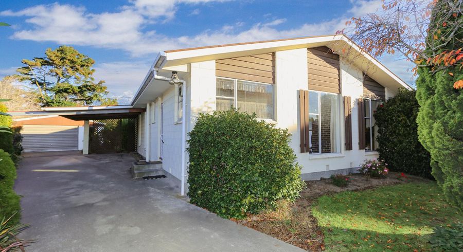  at 5 Nanette Street, Upper Riccarton, Christchurch