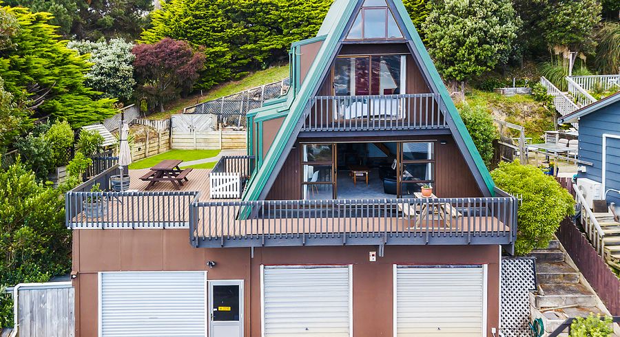  at 1 Mapplebeck Street, Titahi Bay, Porirua