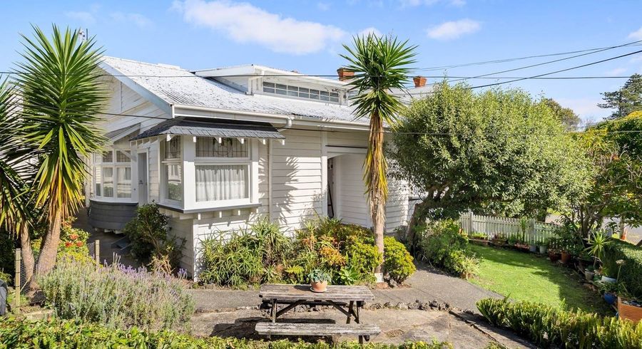  at 1/30 Brentwood Avenue, Mount Eden, Auckland City, Auckland