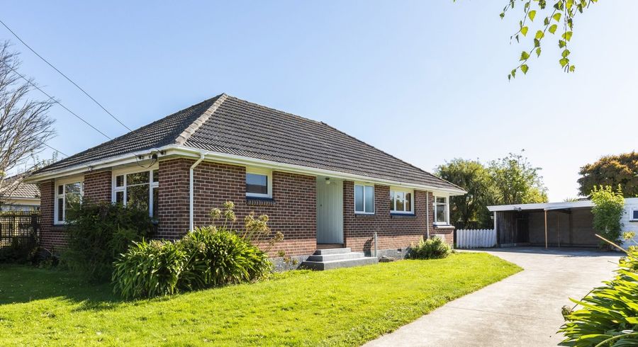  at 12 Aorangi Road, Bryndwr, Christchurch