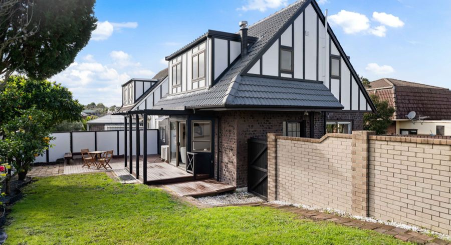  at 1/24 Curacao Place, Half Moon Bay, Manukau City, Auckland