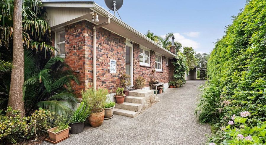  at 18 Triangle Road, Massey, Waitakere City, Auckland
