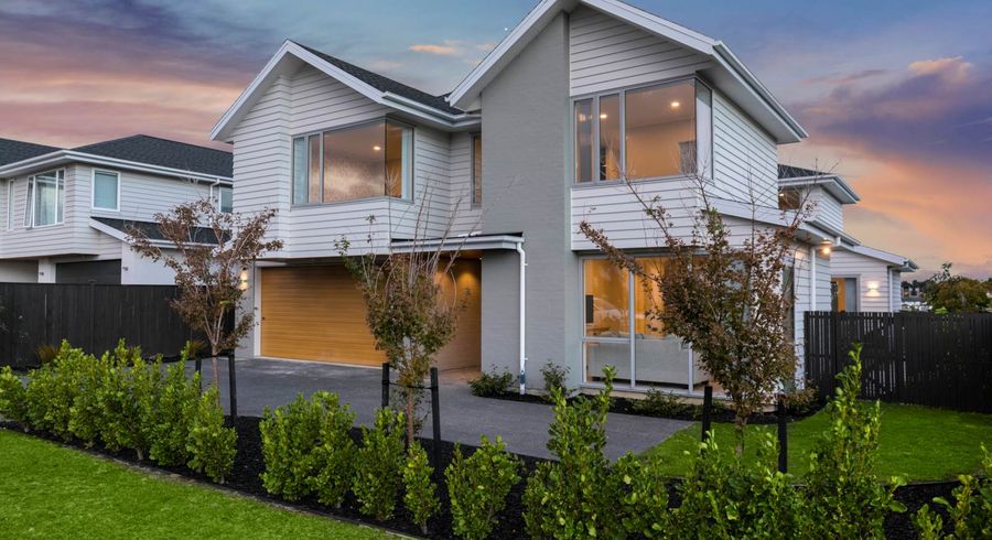  at 12 MANUEL RD, Silverdale, Silverdale