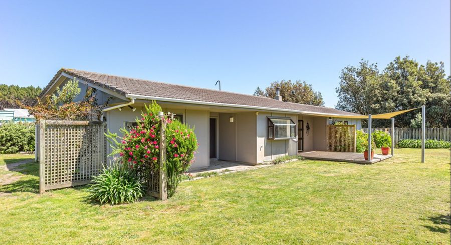  at 20 Rua Avenue, Waitarere Beach, Levin