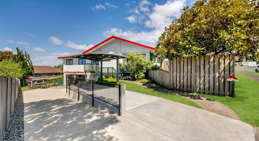  at 25 Sandgate Avenue, Botany Downs, Auckland