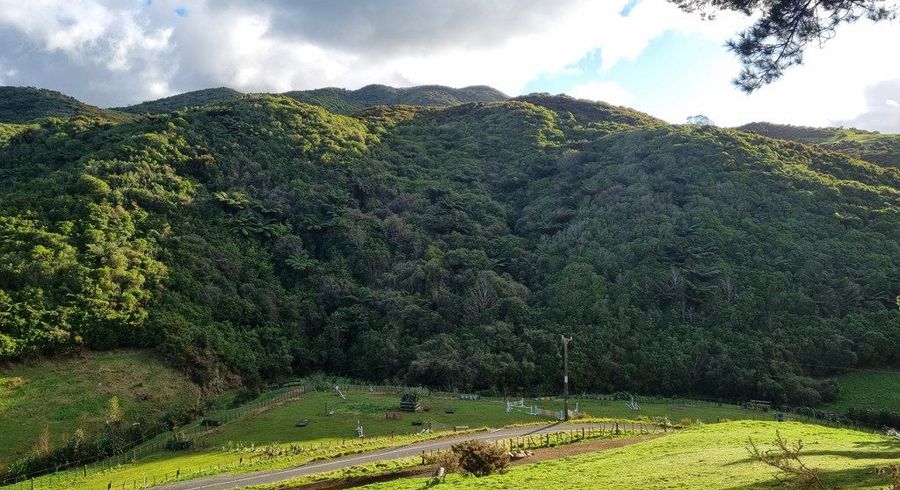  at 186 Stratton Street, Normandale, Lower Hutt, Wellington