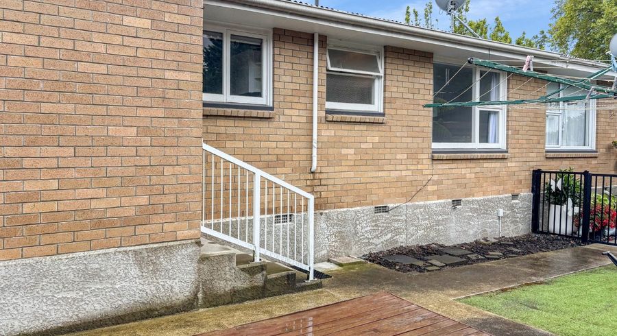 at 2/54 Linwood Avenue, Linwood, Christchurch City, Canterbury