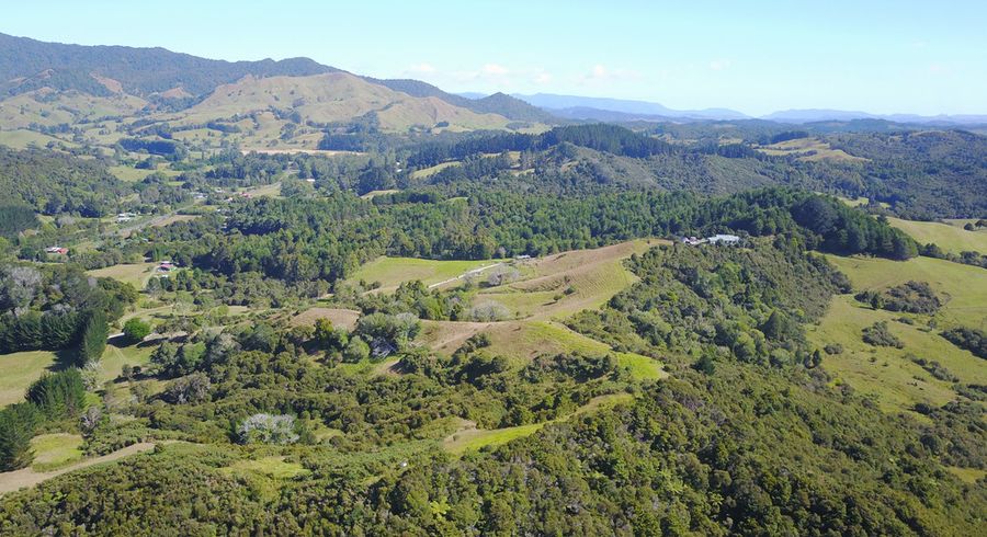  at 41 Cemetery Road, Takahue