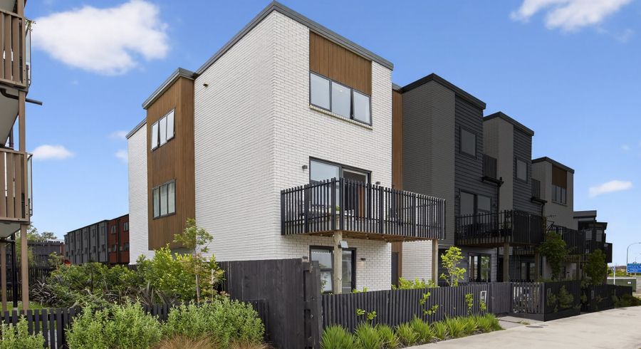  at 4/271 Ormiston Road, Flat Bush, Manukau City, Auckland