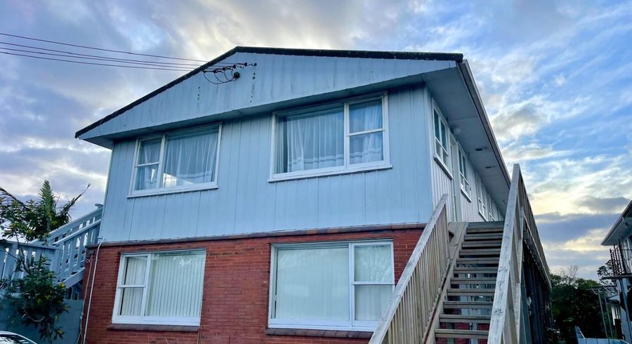  at 4/1223 New North Road, Mount Albert, Auckland City, Auckland