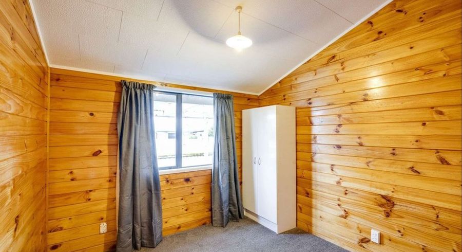  at 400 Burnett Street, Mahora, Hastings, Hawke's Bay