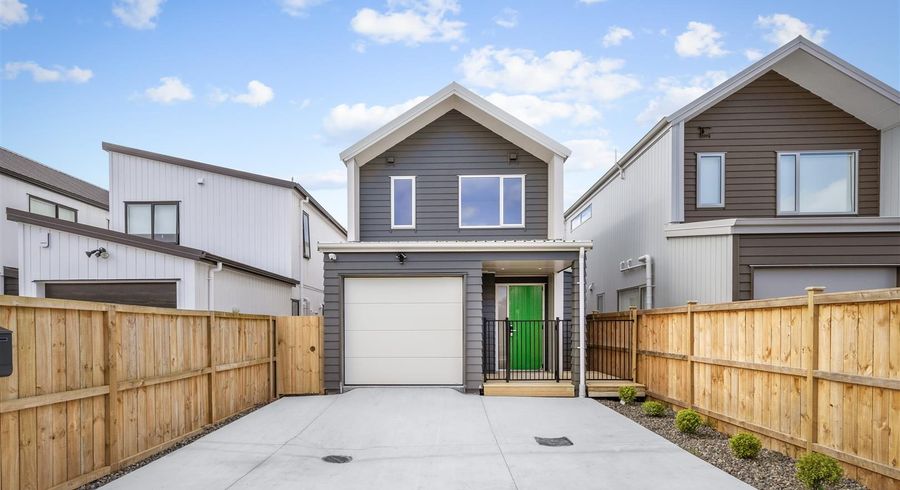  at 14 Hoia Street, Takanini, Papakura, Auckland