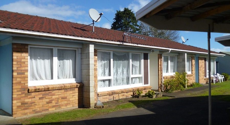  at 2/7 Norman Spencer Drive, Papatoetoe, Manukau City, Auckland