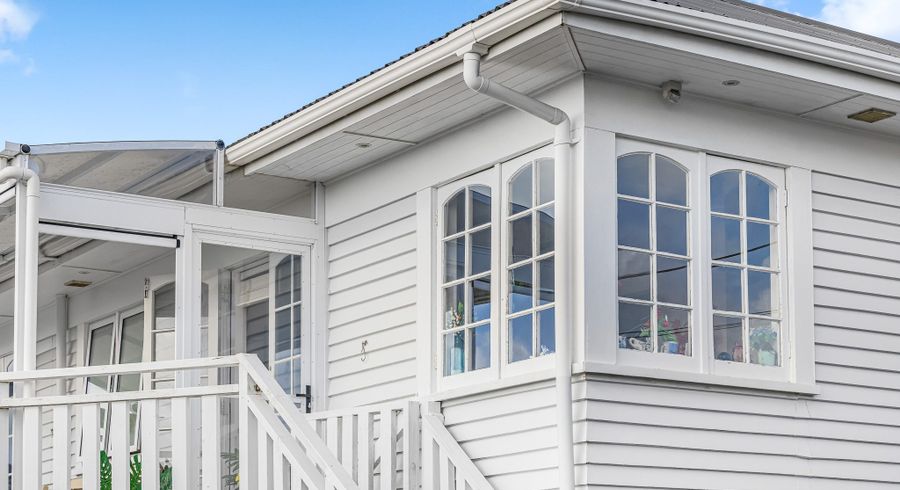  at 4233 Great North Road, Glendene, Waitakere City, Auckland