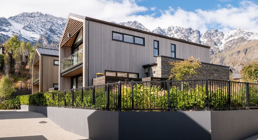  at 2 Eichardt Place, Jacks Point, Queenstown-Lakes, Otago