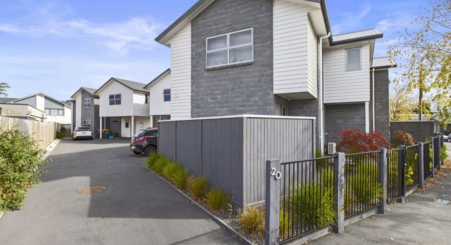  at 4/20 Jones Crescent, Melville, Hamilton, Waikato